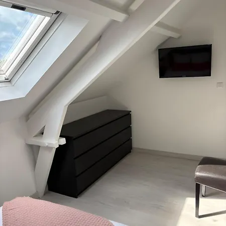 Duplex Avec Terrasse, Rue De La Mer! Apartamento *