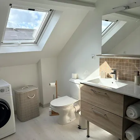 Apartamento Duplex Avec Terrasse, Rue De La Mer! Ouistreham
